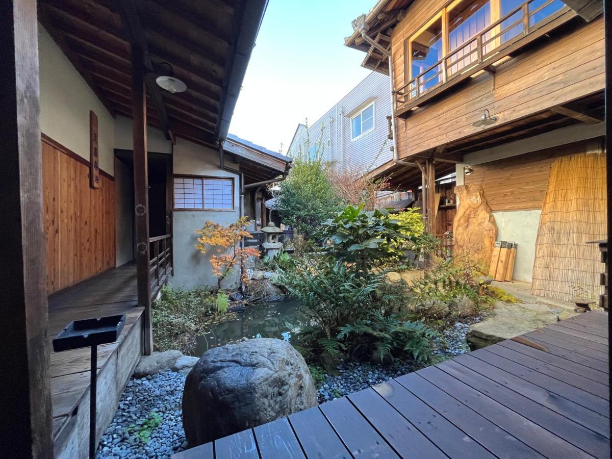 Only One Group Stays Per Day -Tenmaya-家族や仲間と貸し切りゲストハウス 天満屋 Nakatsugawa Exterior foto